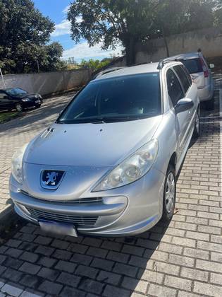 PEUGEOT 207 1.4 XR SW 8V FLEX 4P MANUAL PEUGEOT 207 1.4 XR SW 8V FLEX 4P MANUAL